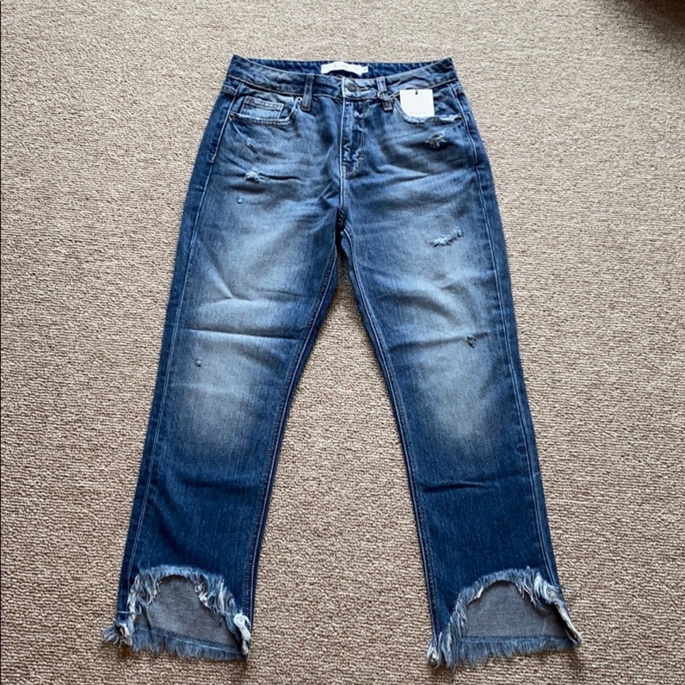 Women’s distressed jeans